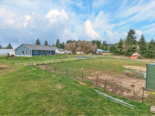 Yard-Back