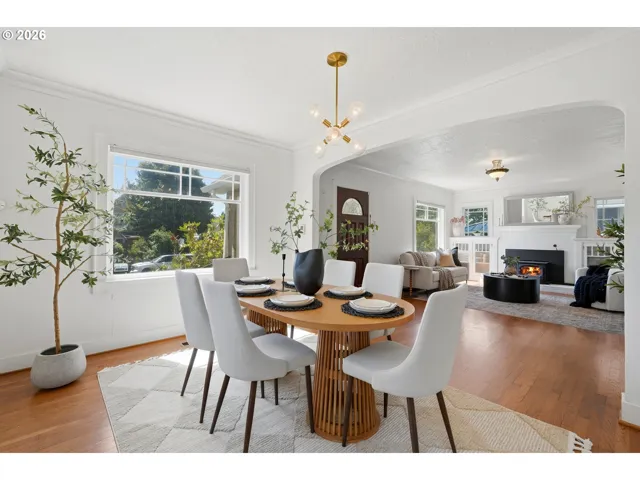 Dining Room-Formal