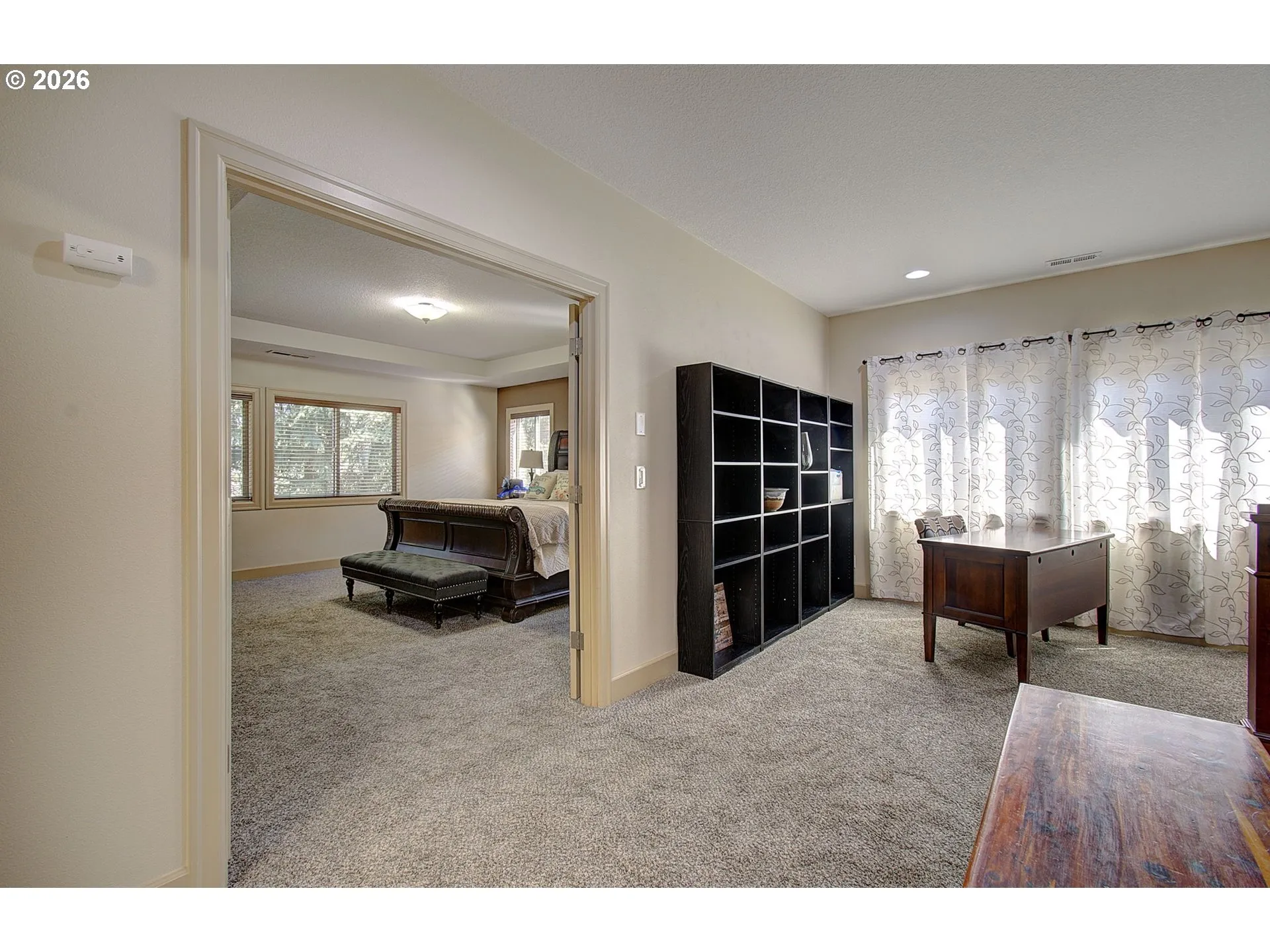 Bedroom, Primary