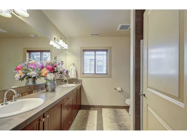 Bathroom, Attached-Double Sinks