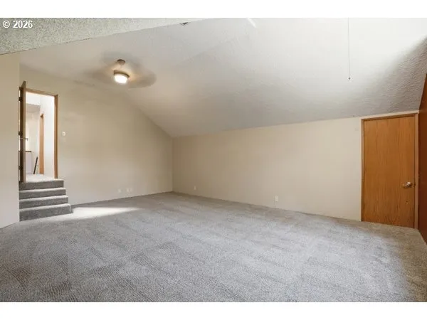 Bonus Room-Vaulted Ceilings