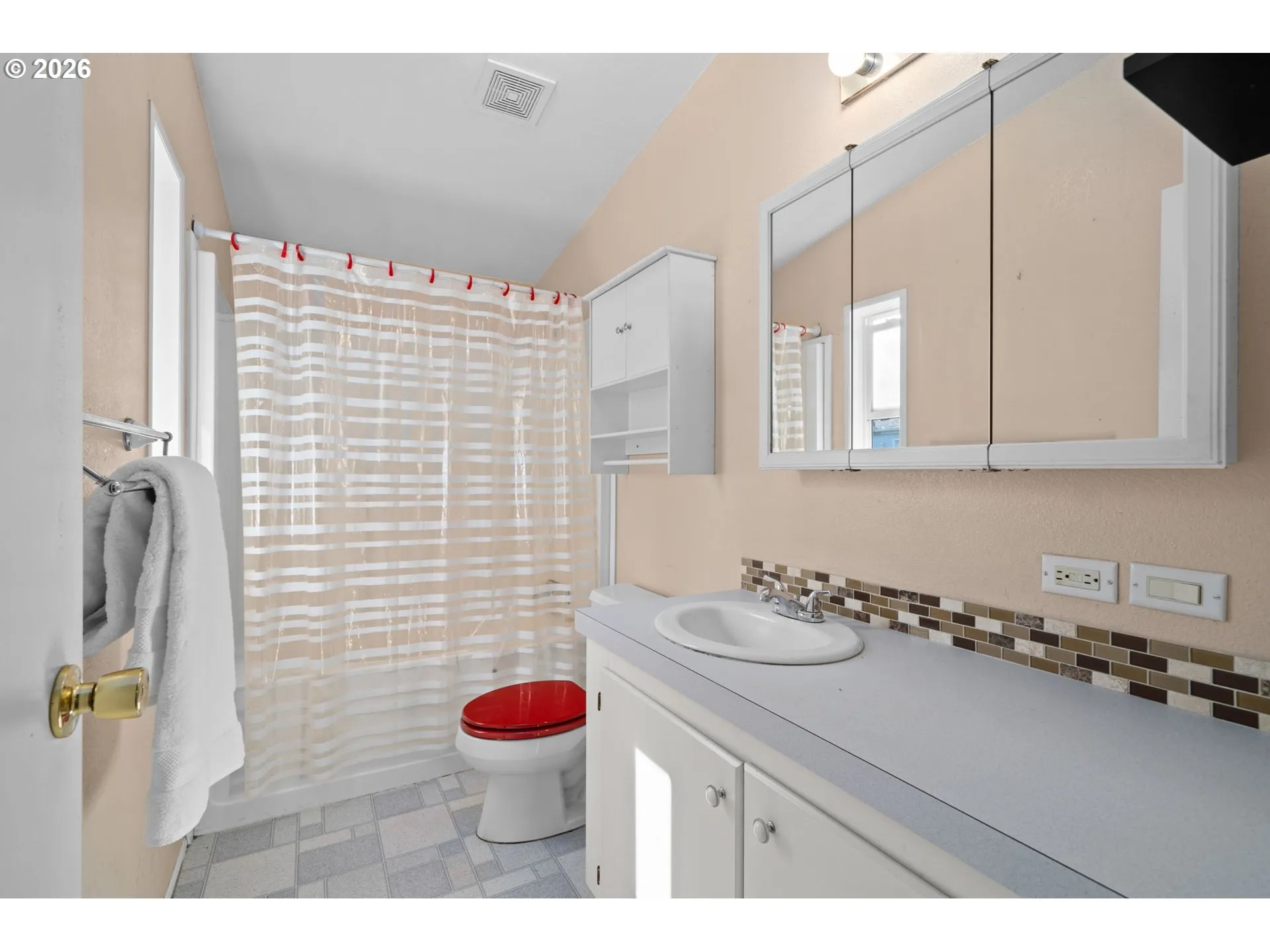 En Suite Bathroom