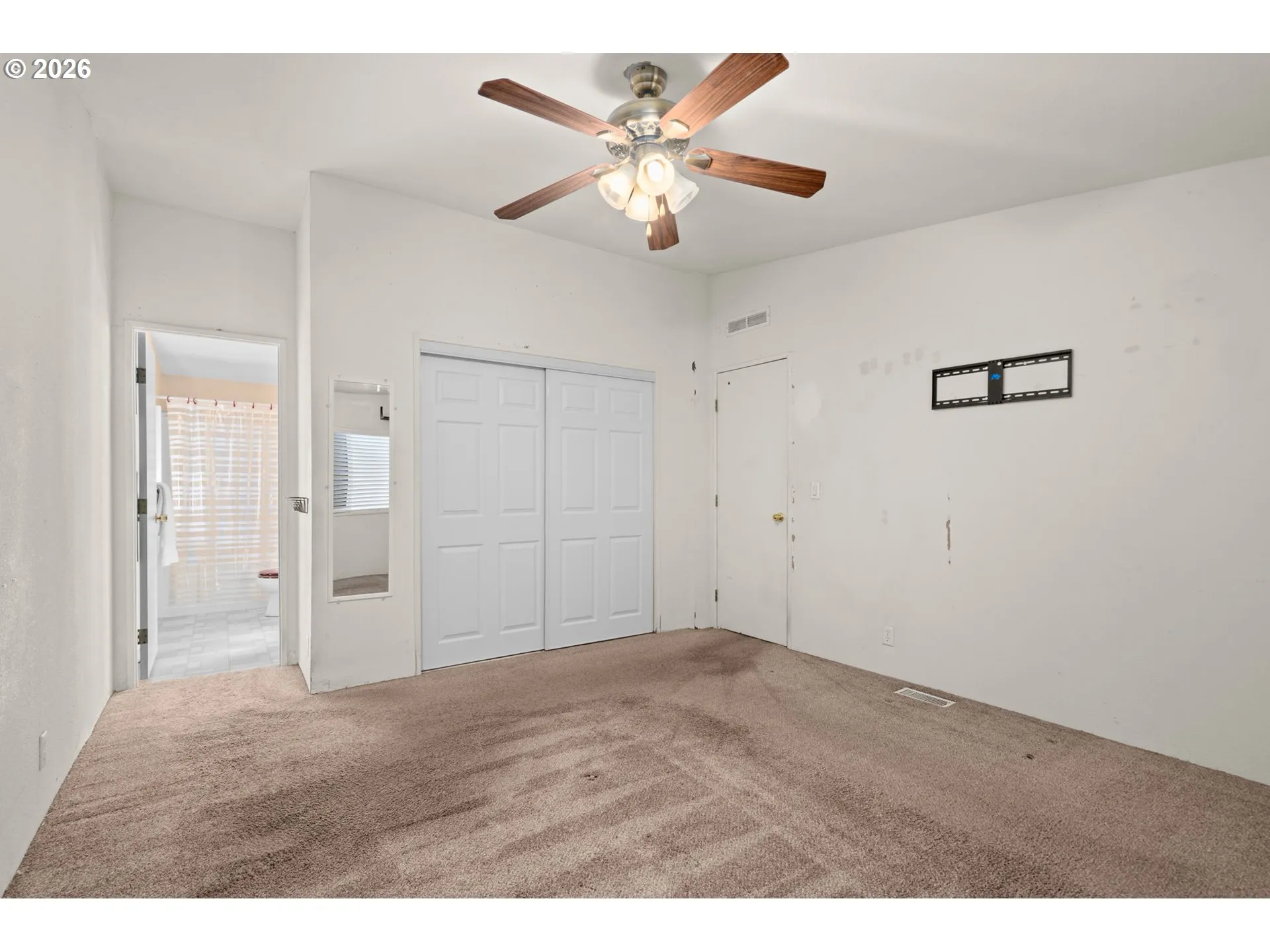 Primary Bedroom-Ceiling Fan