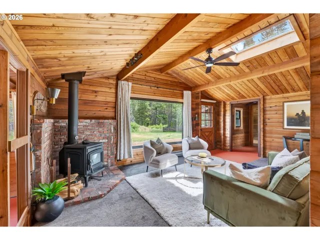 Great Room-Skylight
