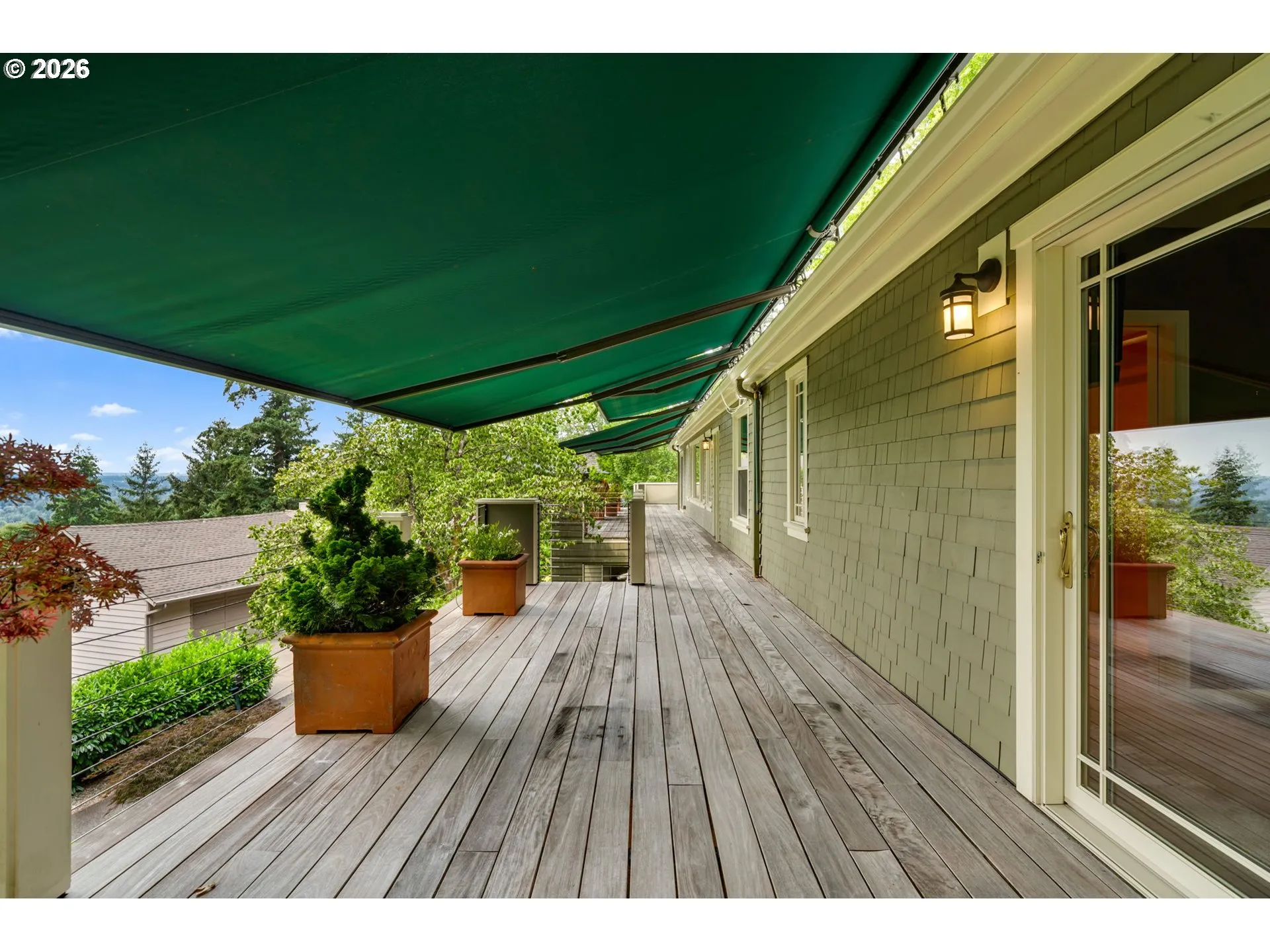 Deck-Main