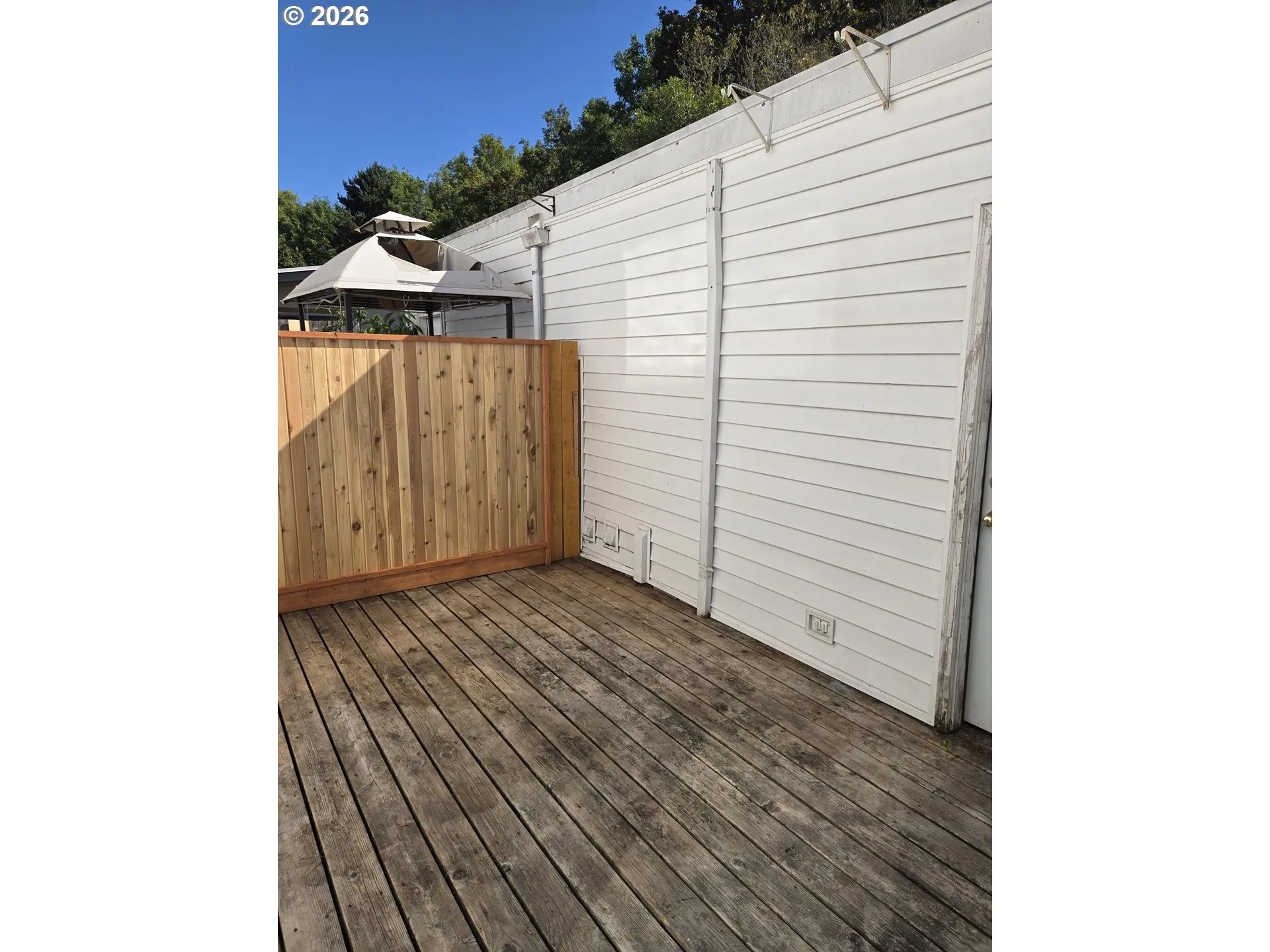Deck-Main