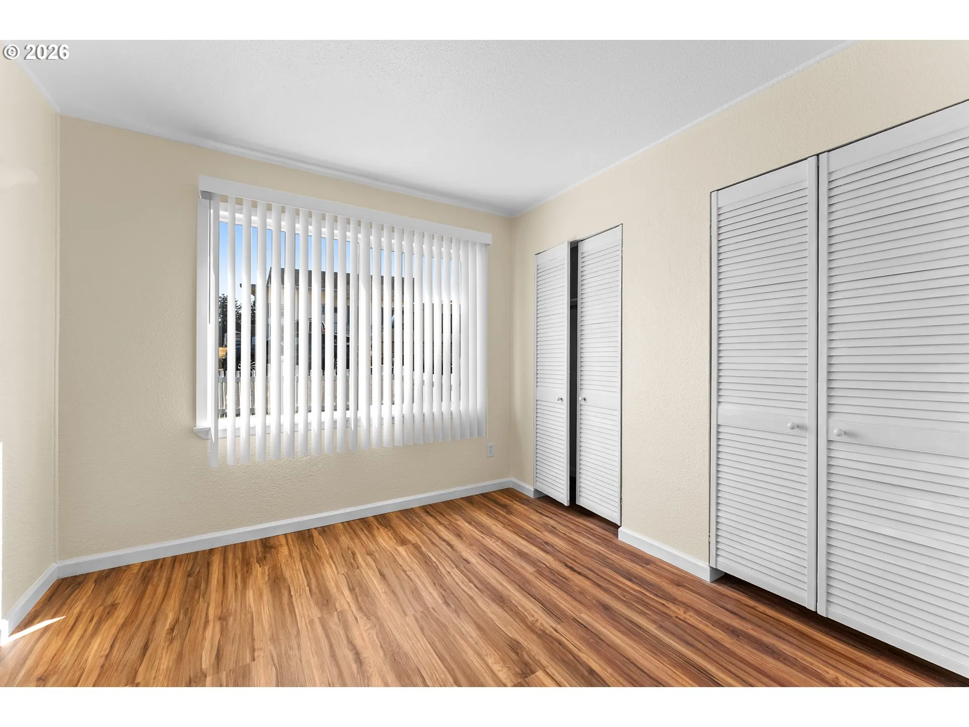 Bedroom, Primary