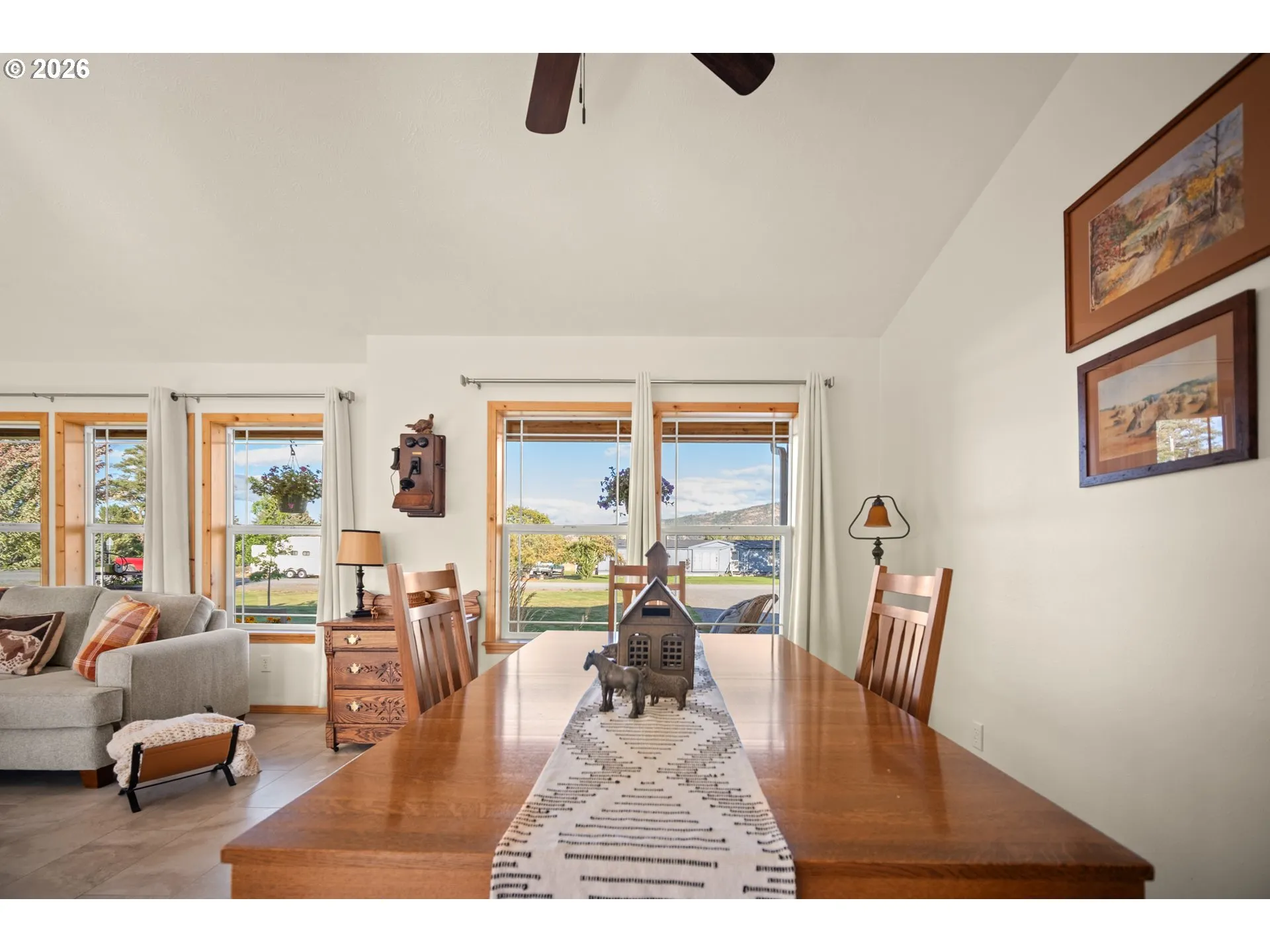 Dining Area-Ceiling Fan
