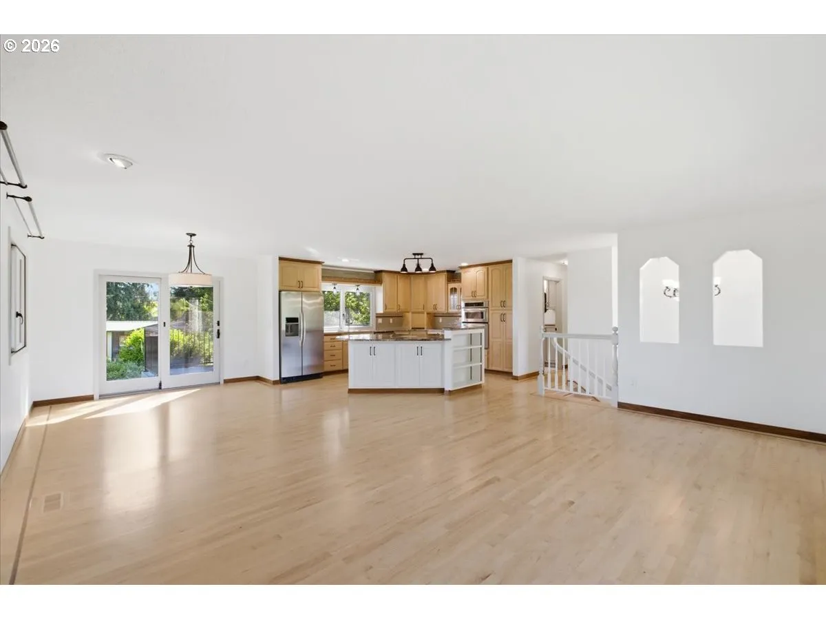 Living Room/Dining Room