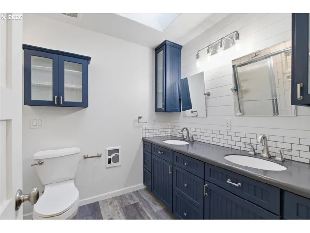Owner's Suite Bathroom-Double Sinks