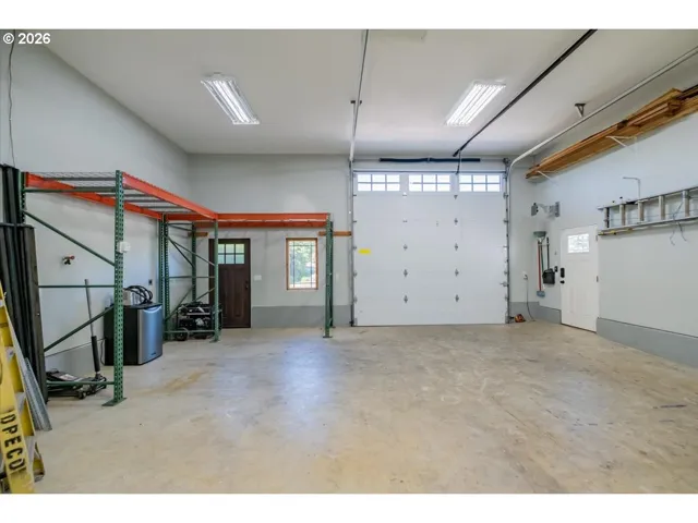 Shop-Finished