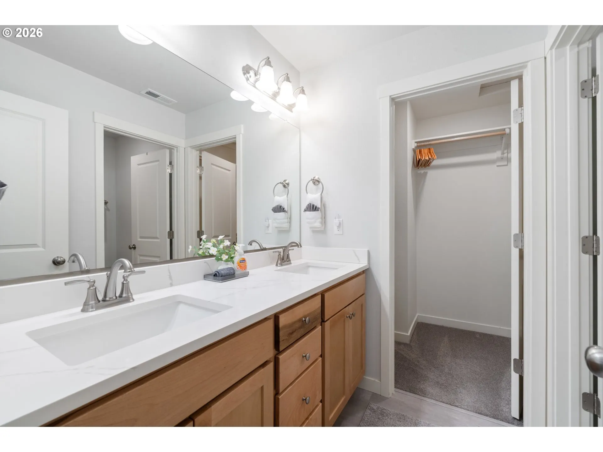 Bathroom, Attached-Double Sinks
