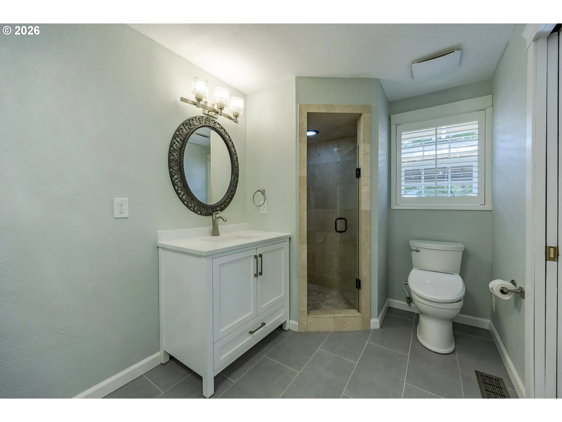 En Suite Bathroom