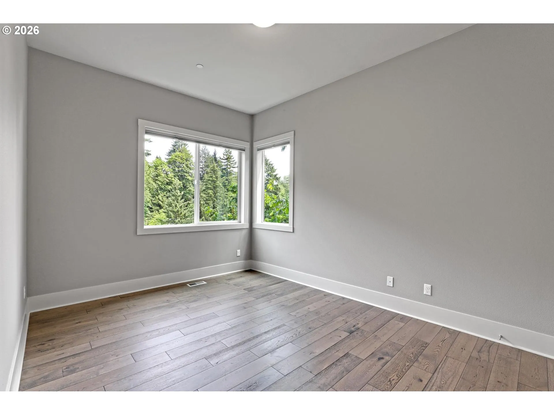 Bedroom-Main