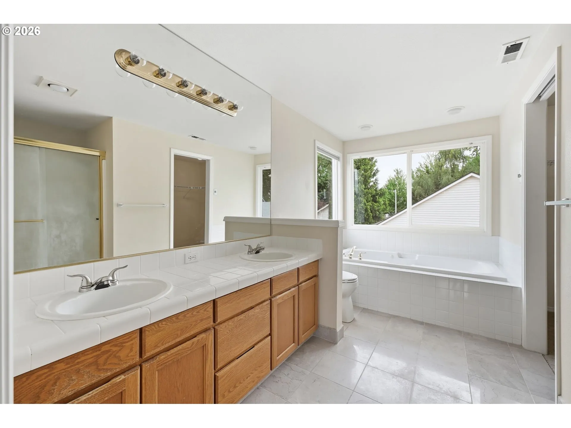 En Suite Bathroom