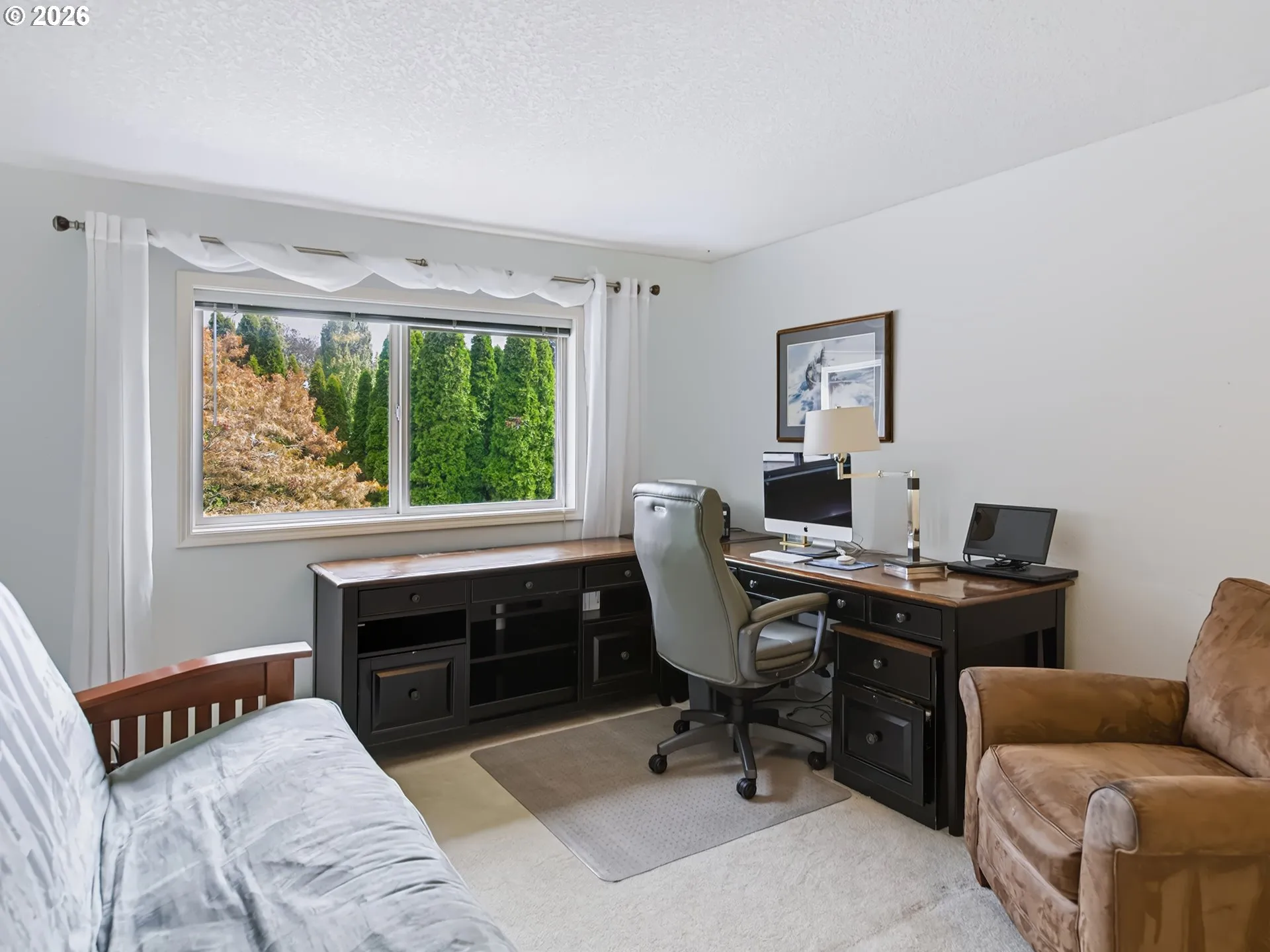 Bedroom-Upper