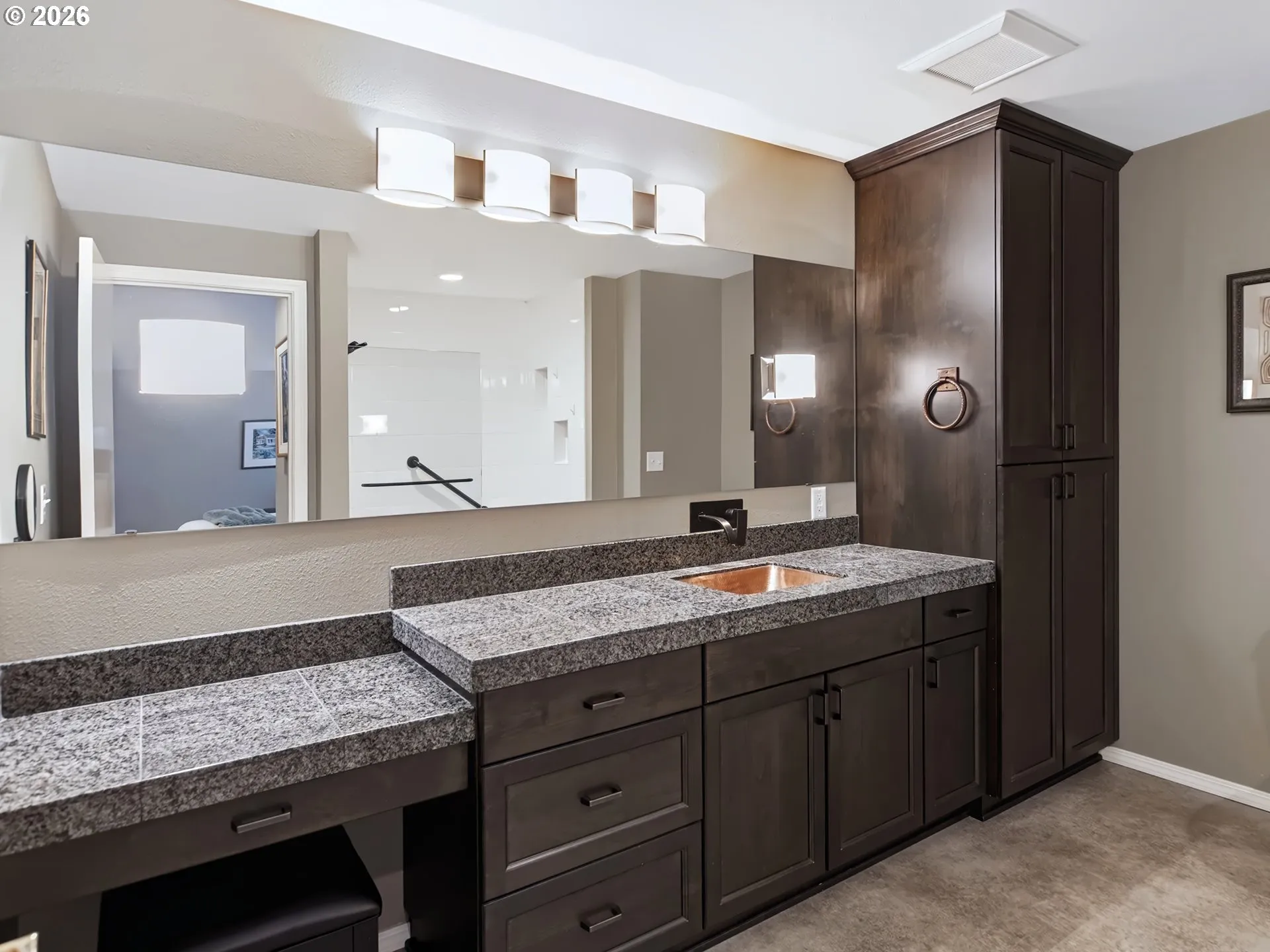 En Suite Bathroom