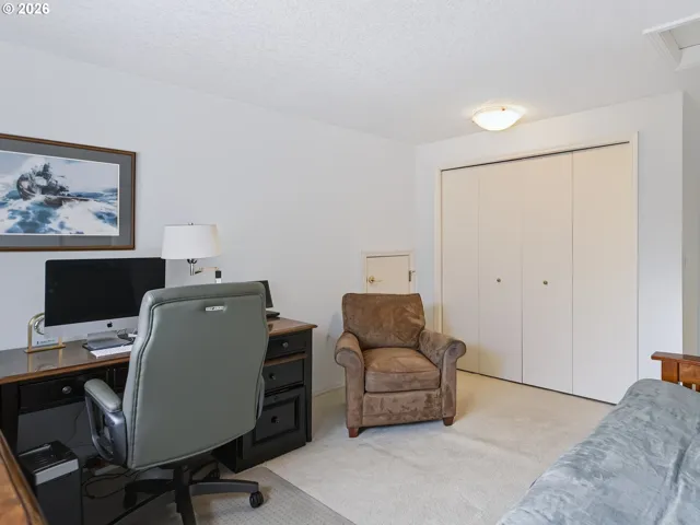 Bedroom-Upper