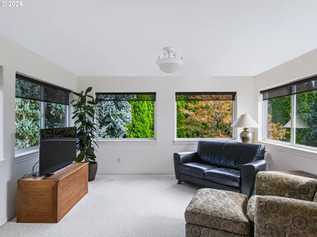 Den/Office-Upper