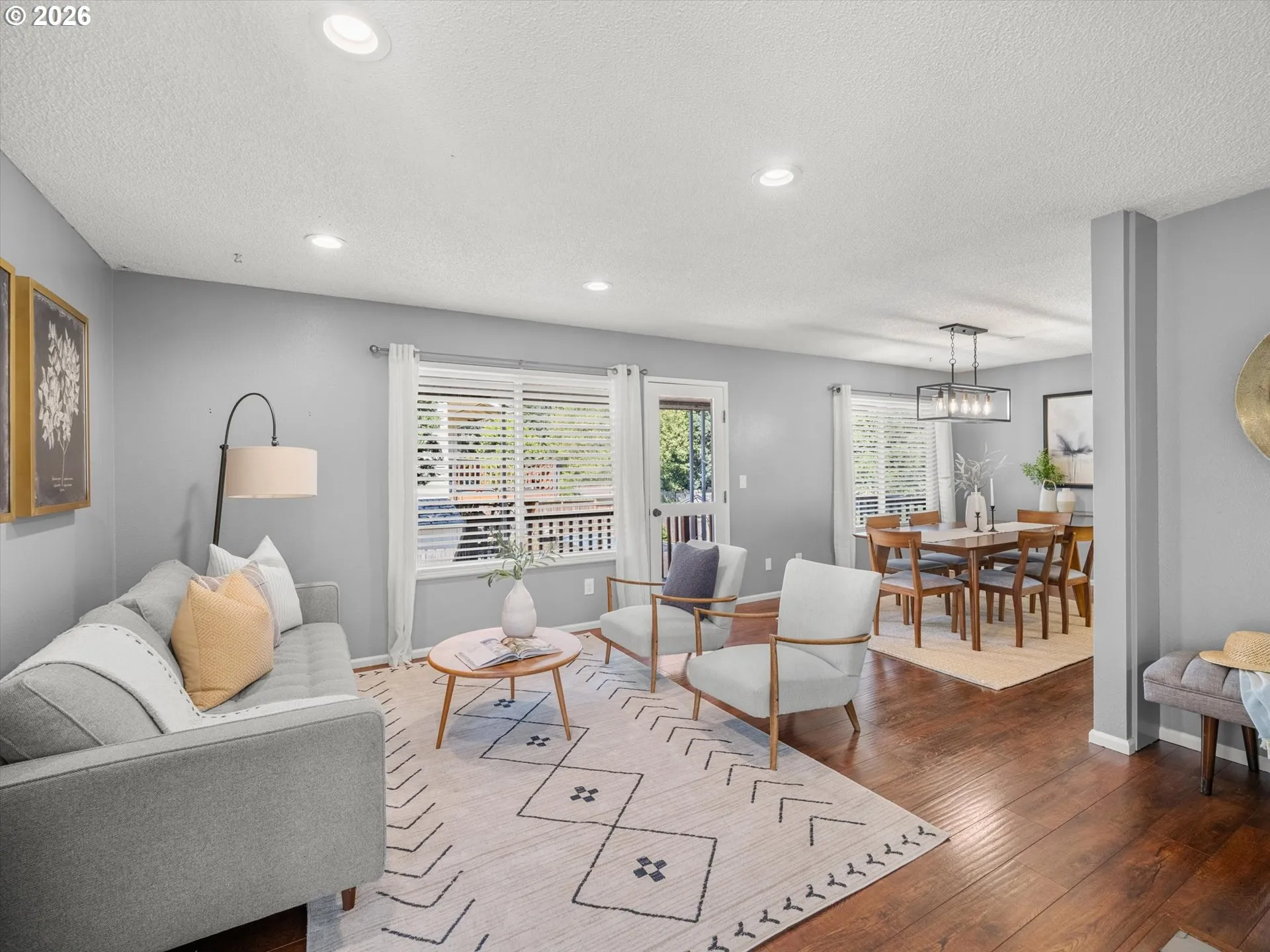 Living Room/Dining Room