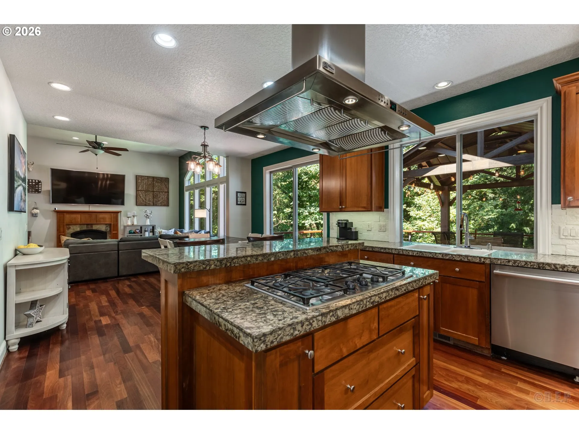 Kitchen-Cooking Island