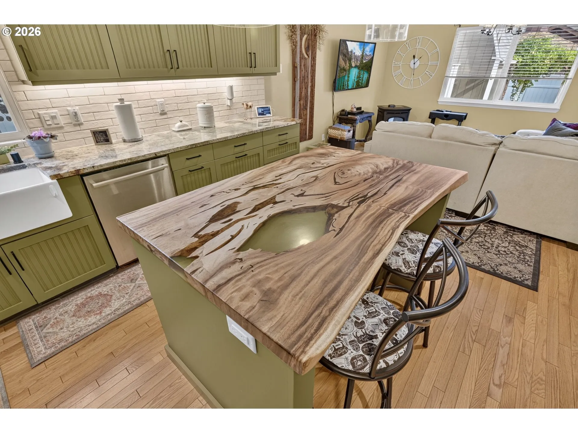 Kitchen-Island