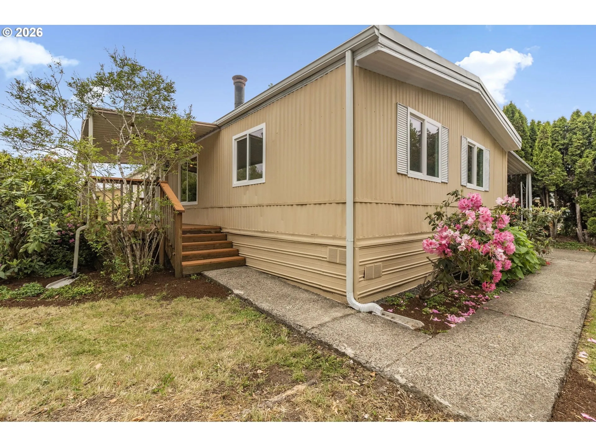 Property Entrance-Wide Angle/Fisheye