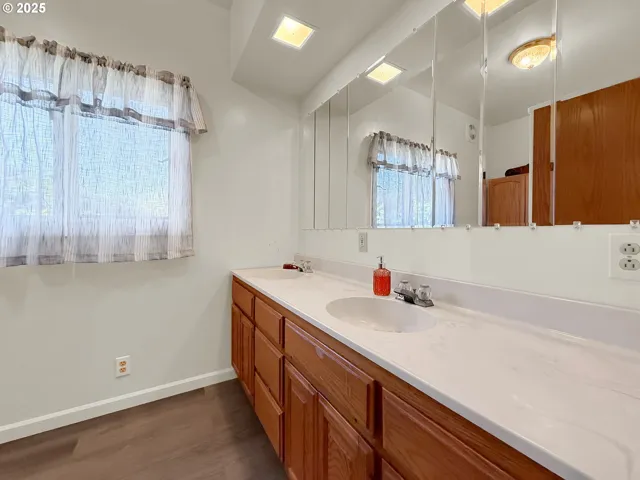 Bathroom-Double Sinks