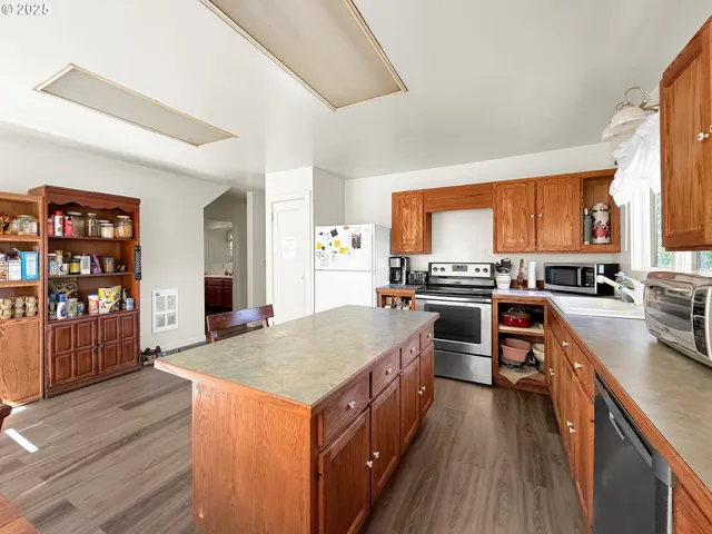Kitchen-Island