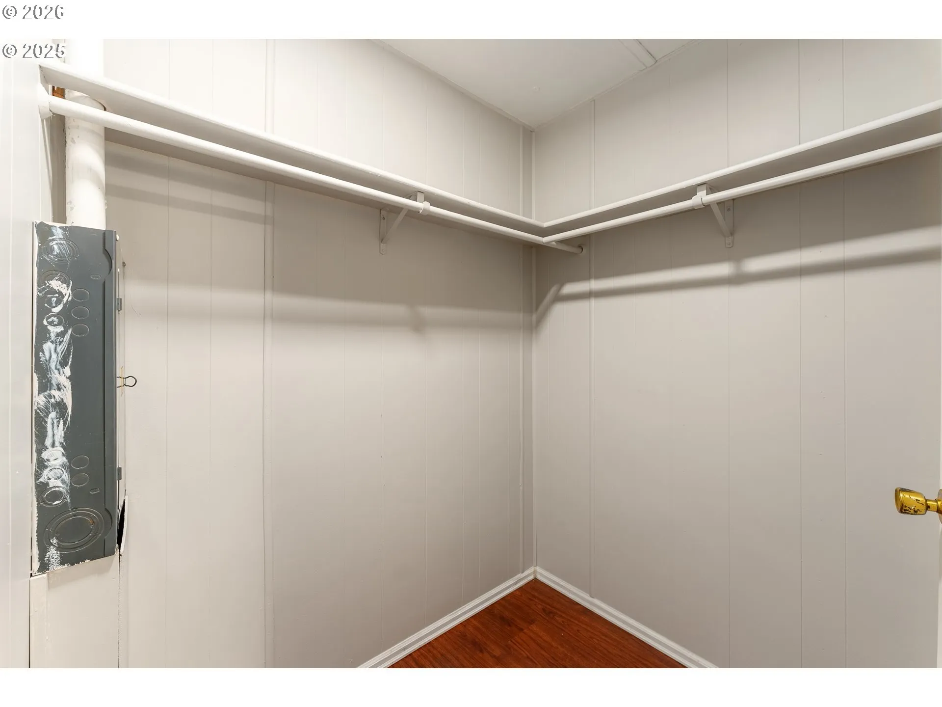 Bedroom, Primary