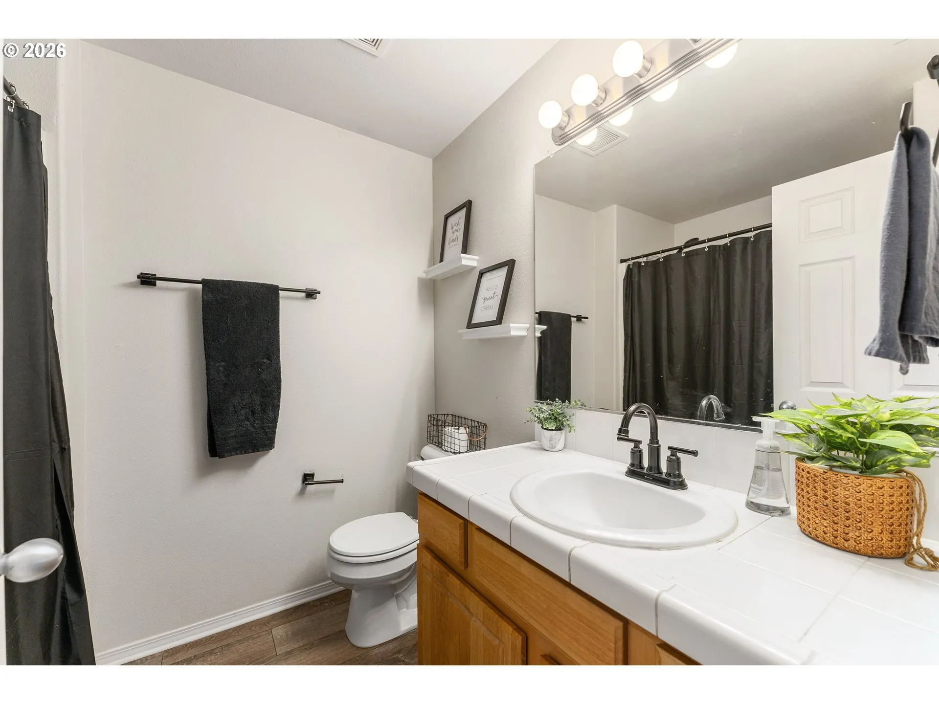 Bathroom-Hall
