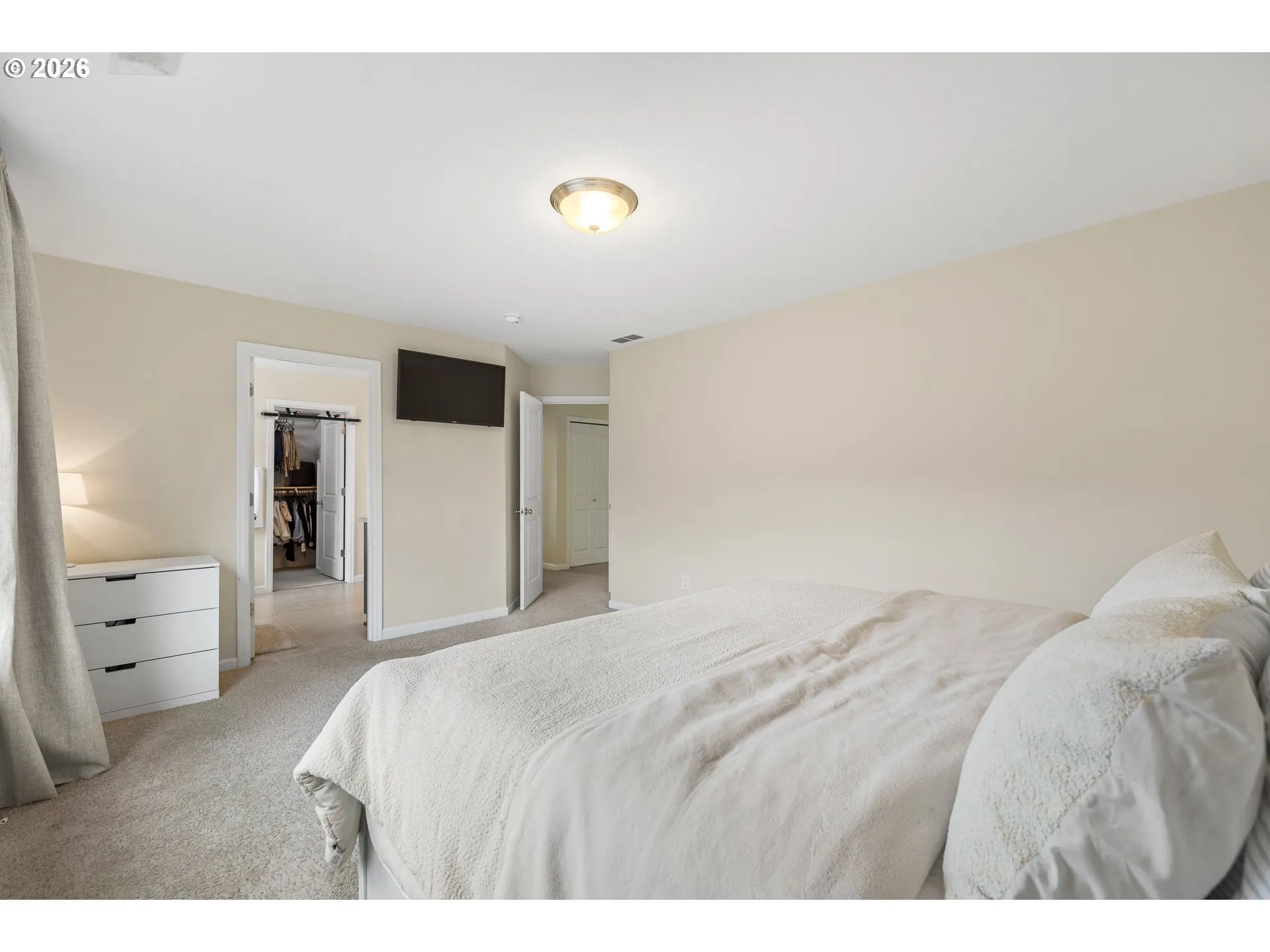 Bedroom, Owner's Suite-Upper
