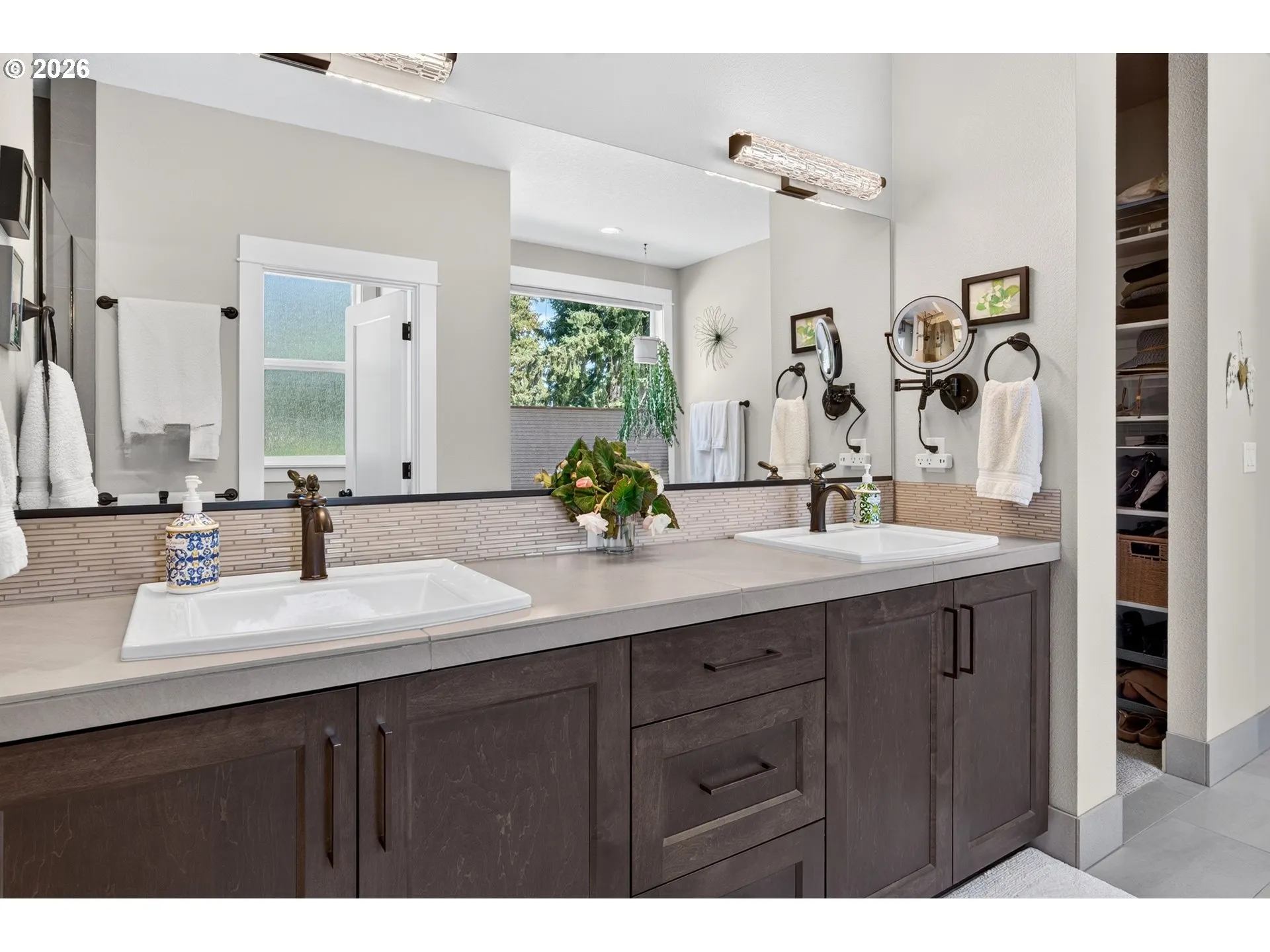 Bathroom-Double Sinks