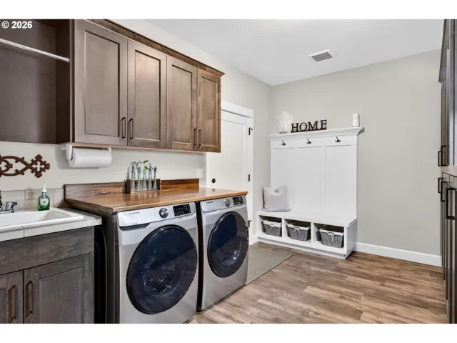 Laundry-Main
