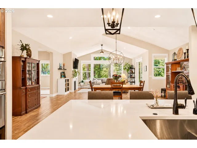 Kitchen/Living Room