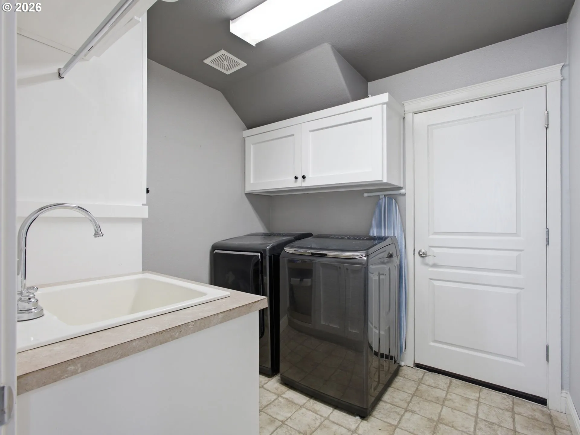 Laundry-Main