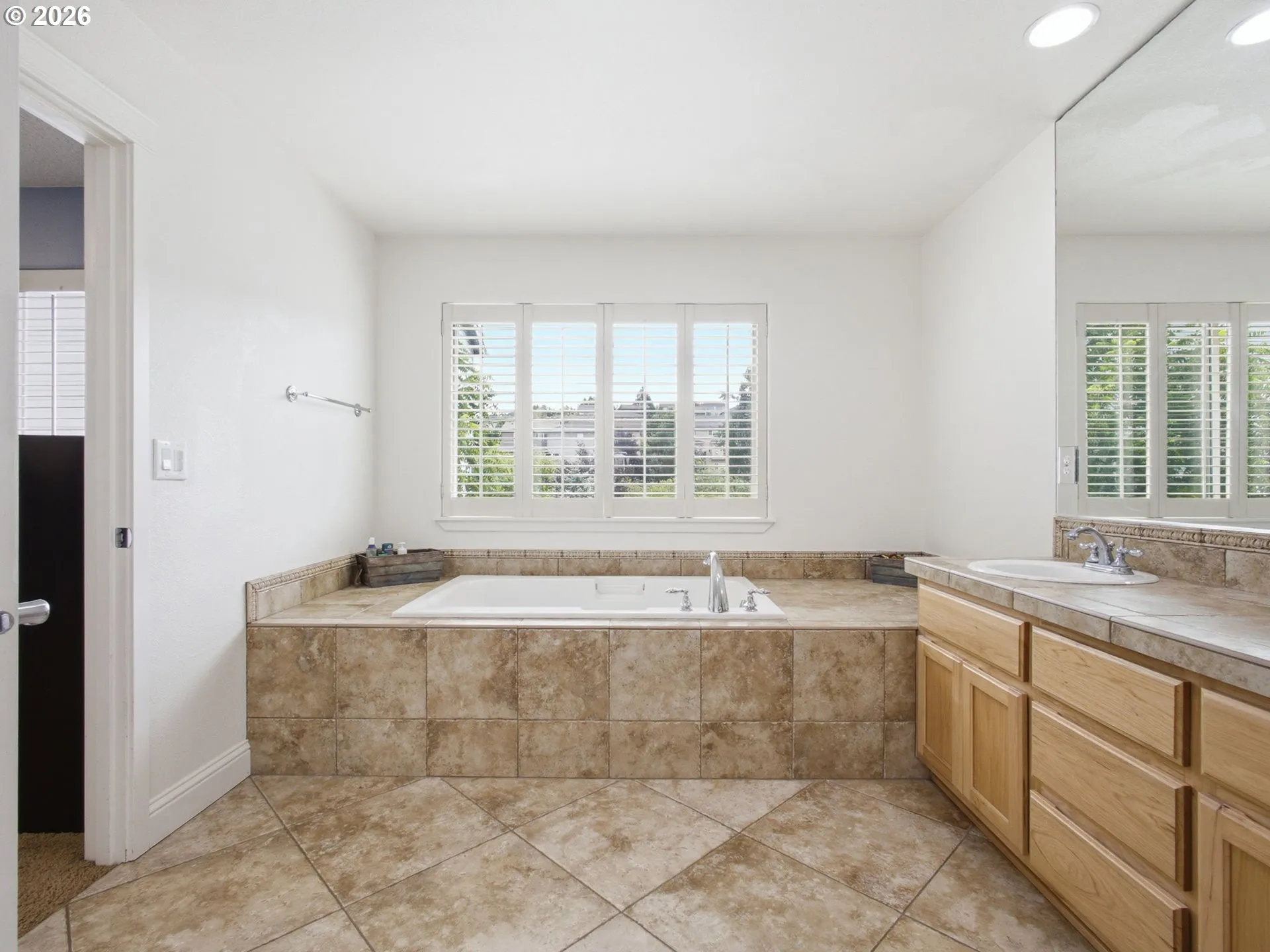 Bathroom, Attached