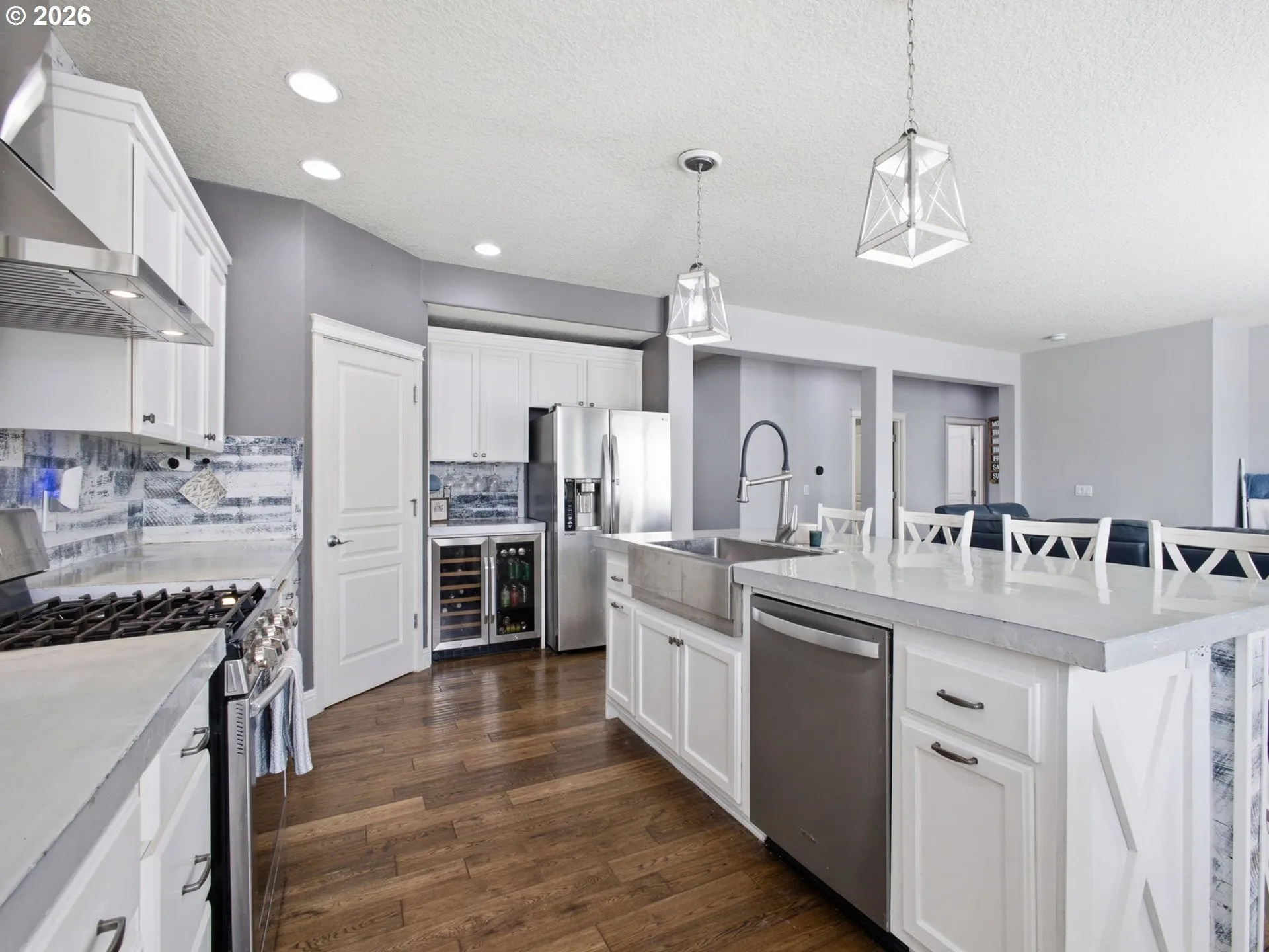 Kitchen-Island