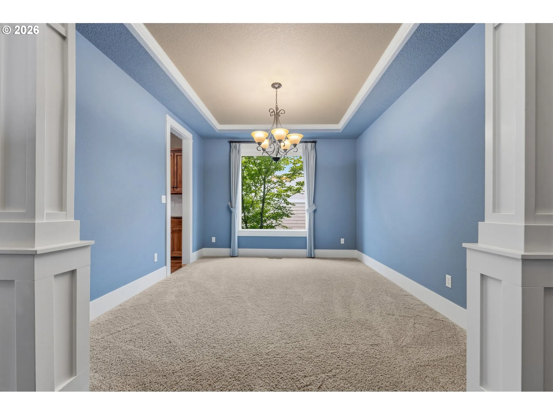Dining Room-Formal