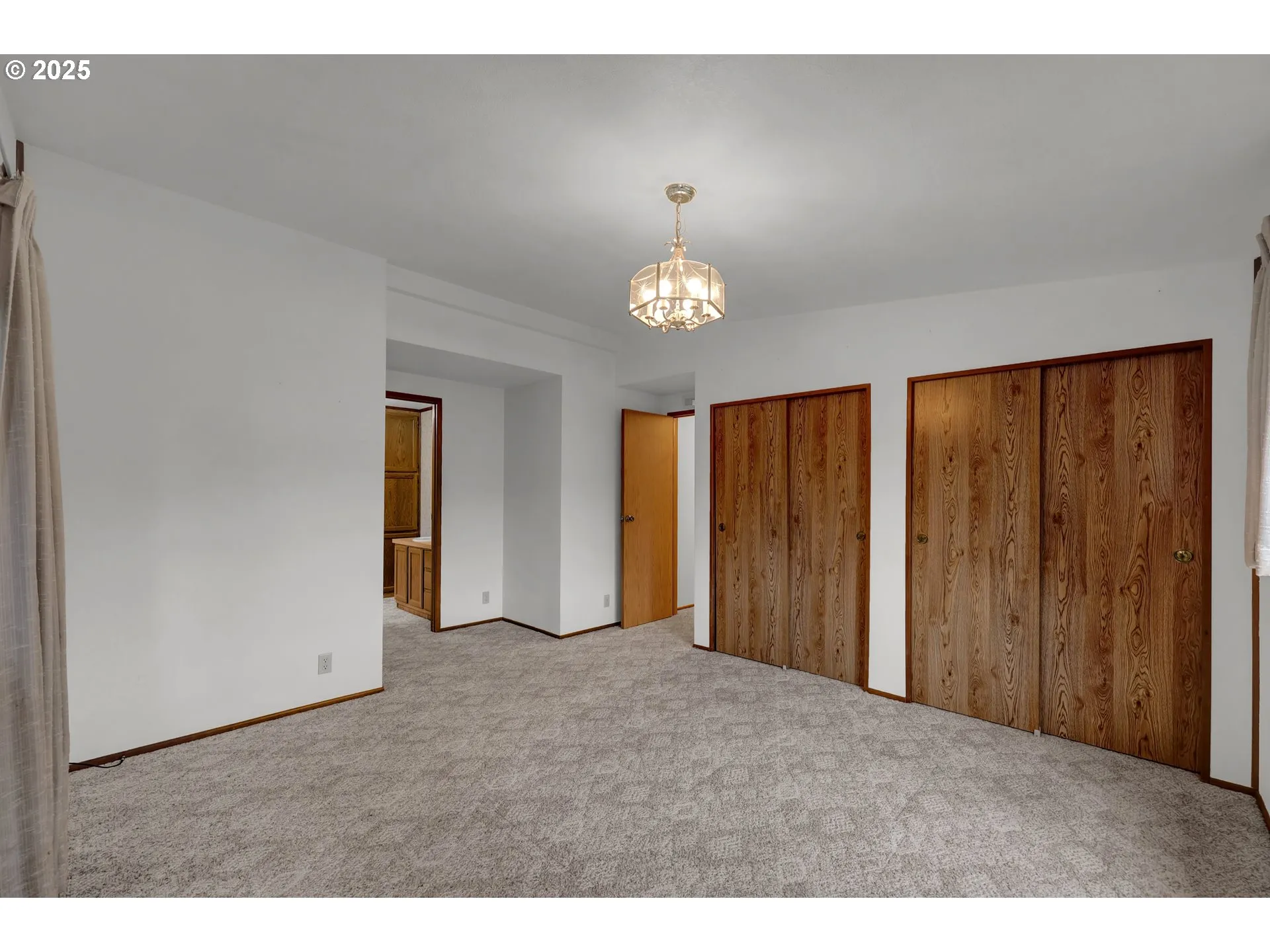 Bathroom, Attached