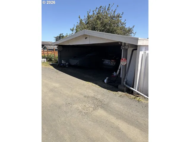 Carport