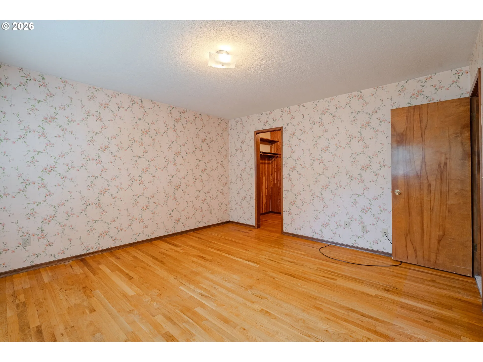 Bedroom, Primary
