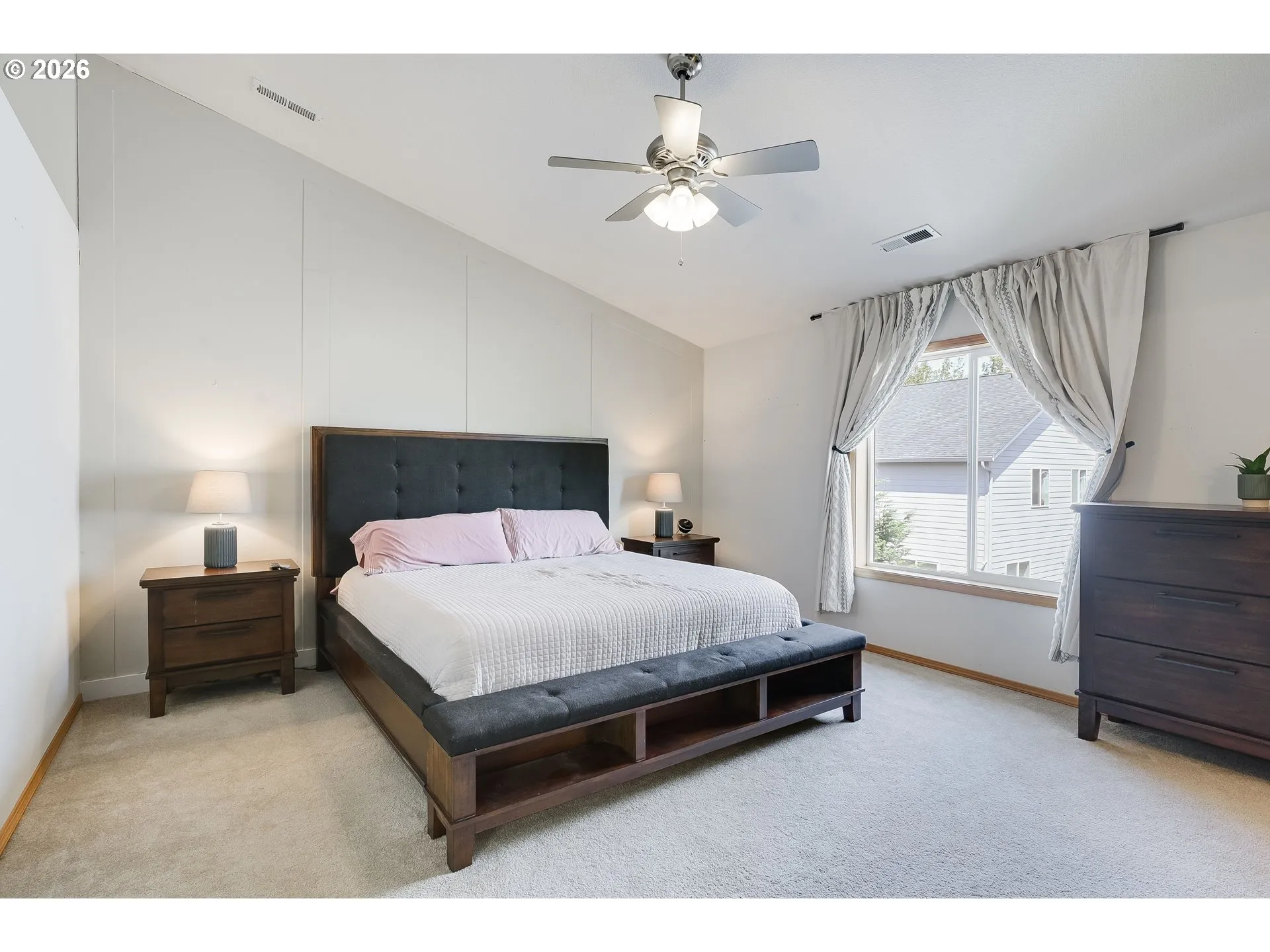 Bedroom, Primary-Upper