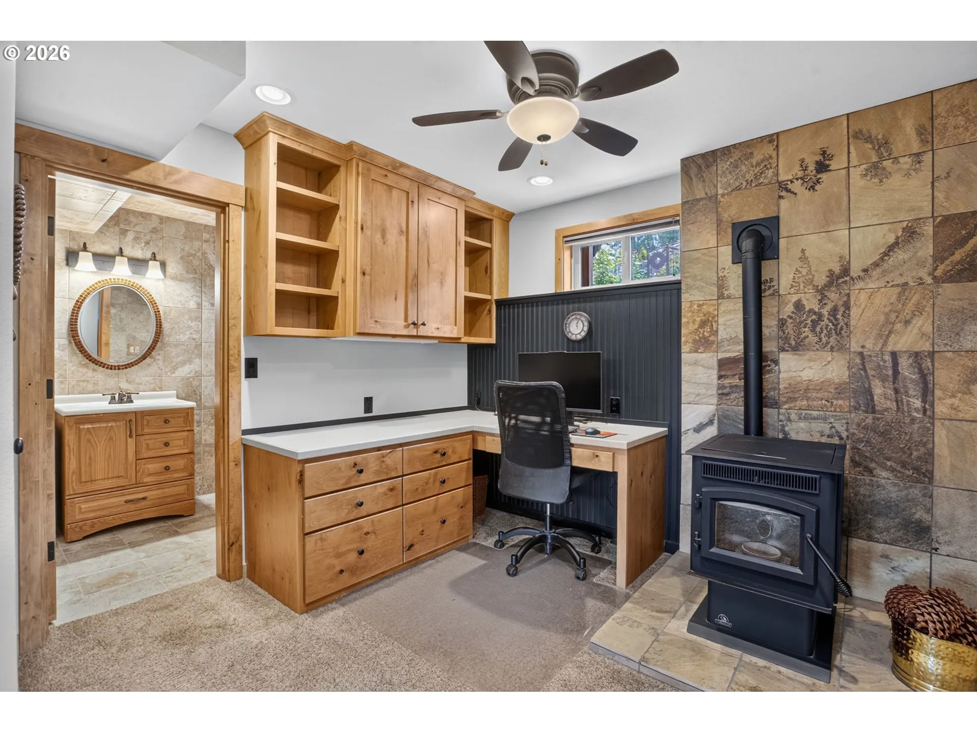 Den/Office-Lower