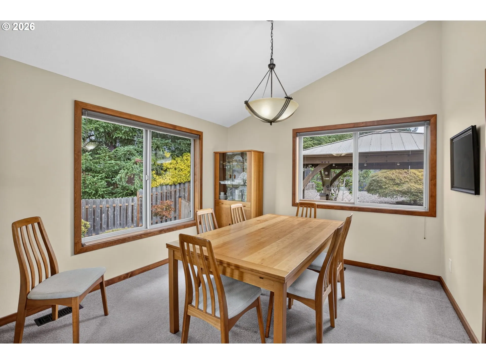 Dining Room-Vaulted Ceilings