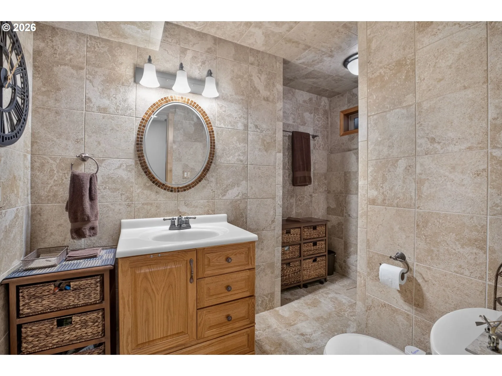 Bathroom-Walk in Shower
