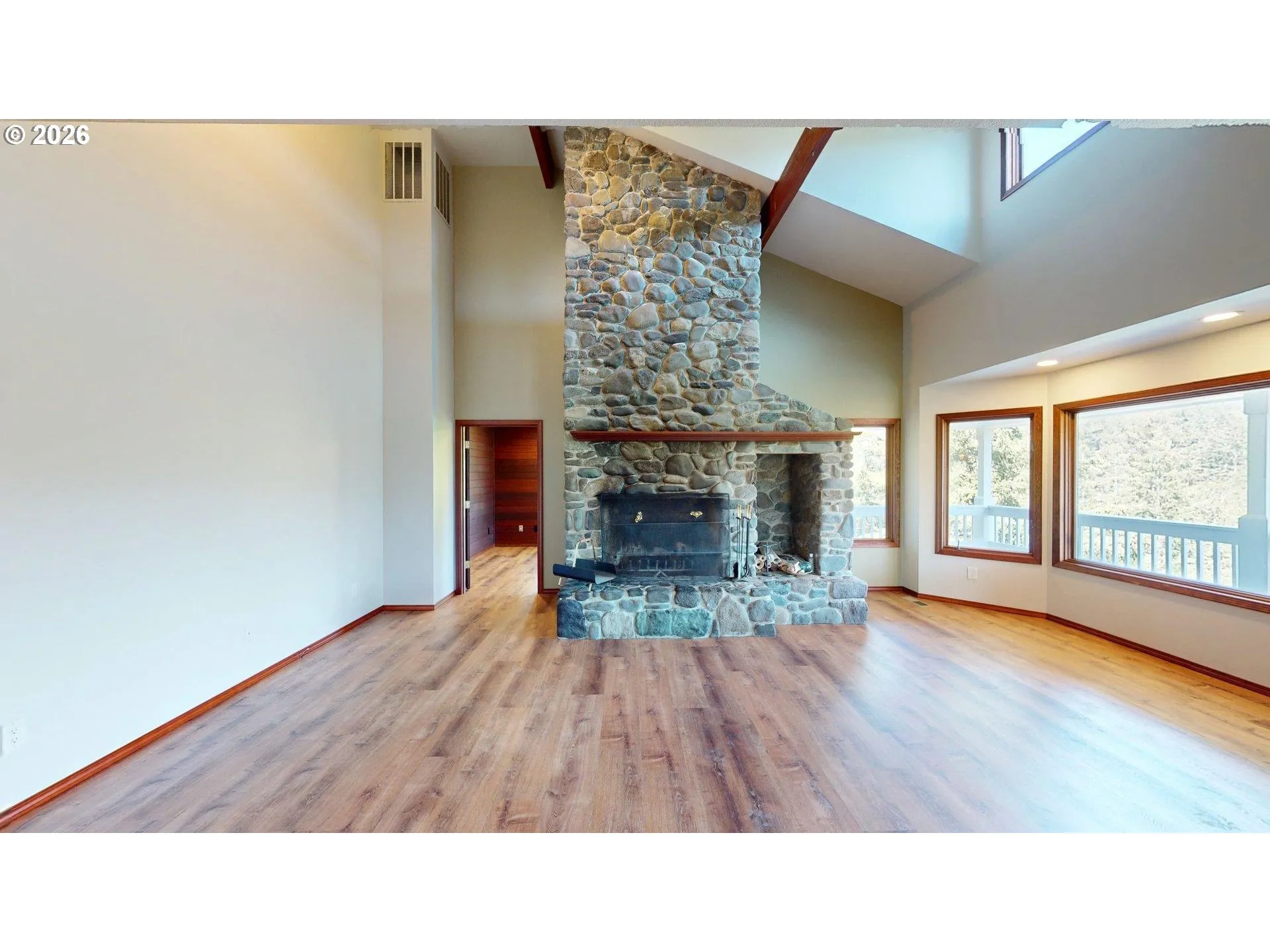 Living Room-Fireplace