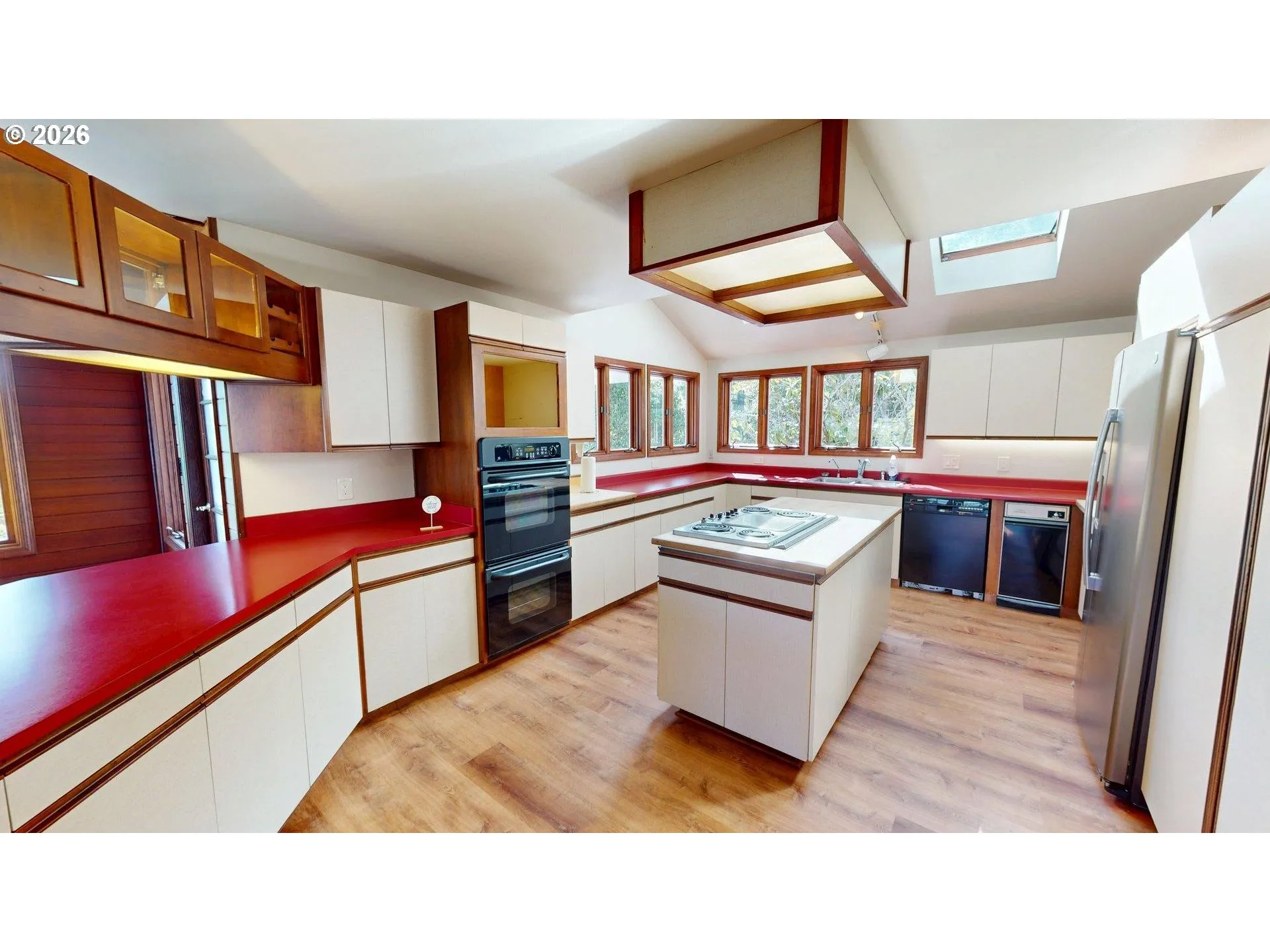 Kitchen-Cooking Island