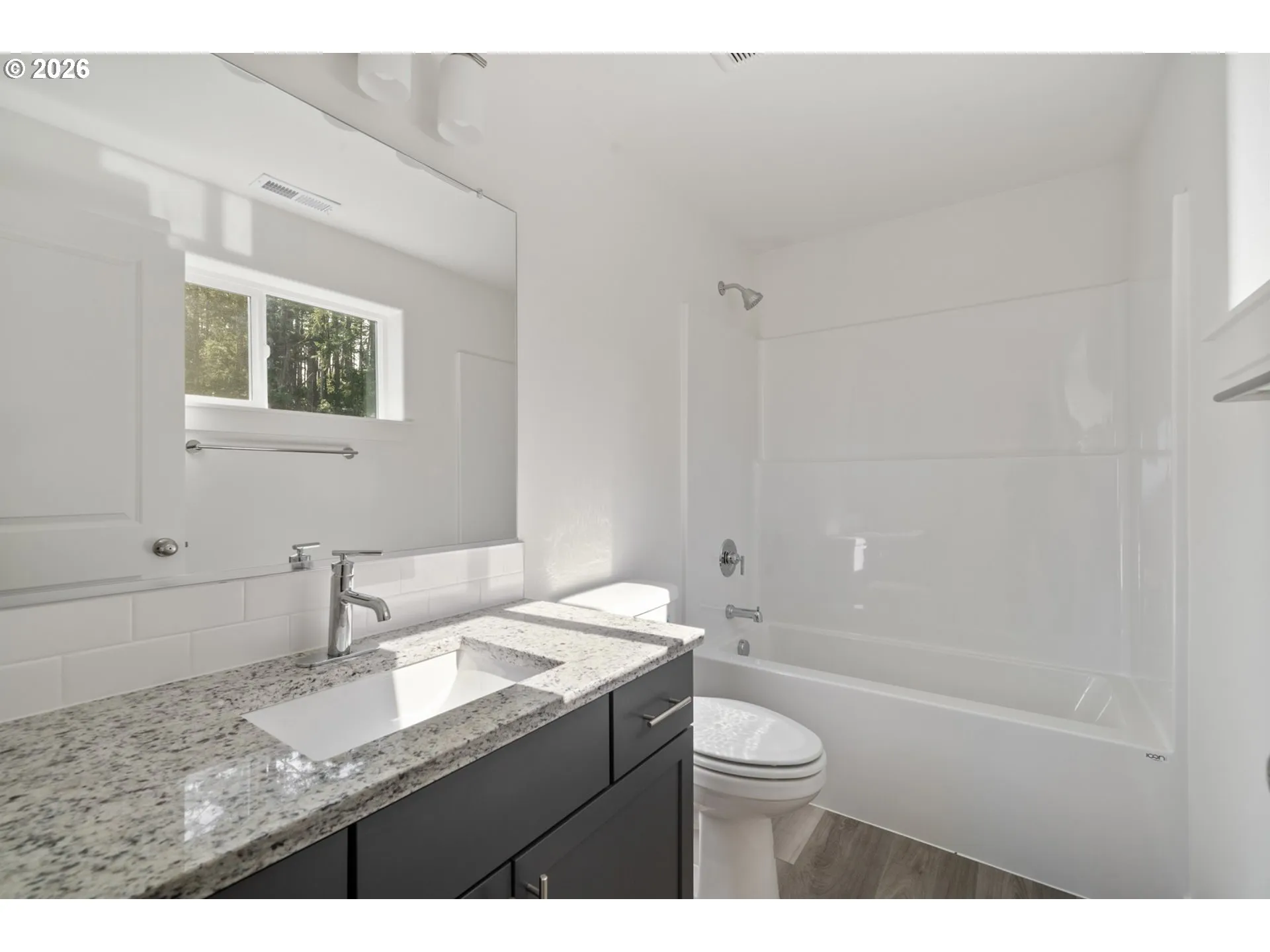 Bathroom, Attached