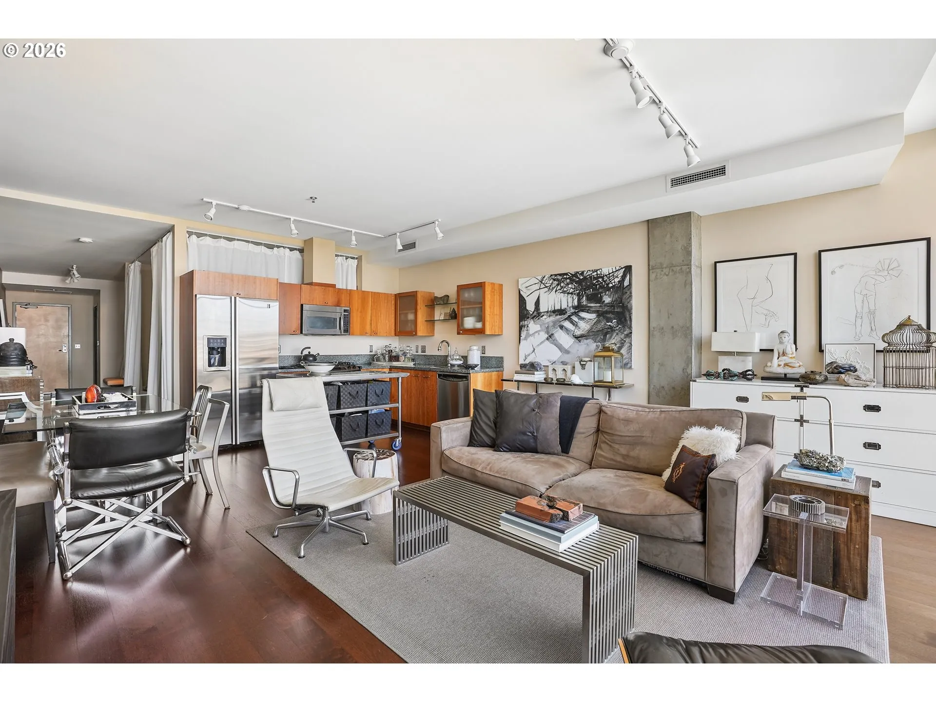 Living Room/Dining Room